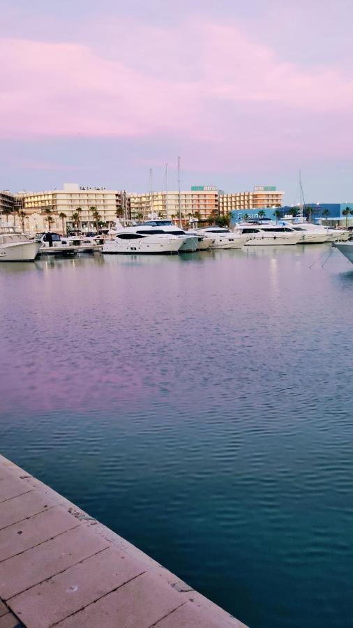 Charming Apartment In Alicante Near The Sea & City Center Exterior photo